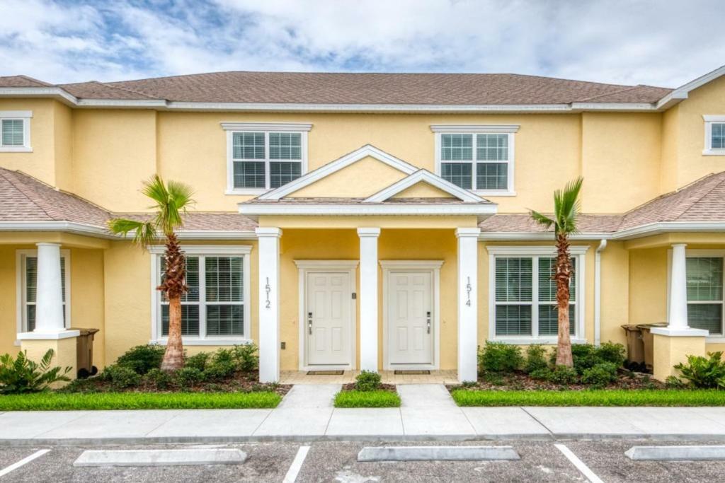 Pleasant Villa With Private Pool Near Disney Four Corners Bagian luar foto